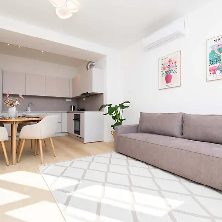 Apartman Uno - Nordic Chic & Views