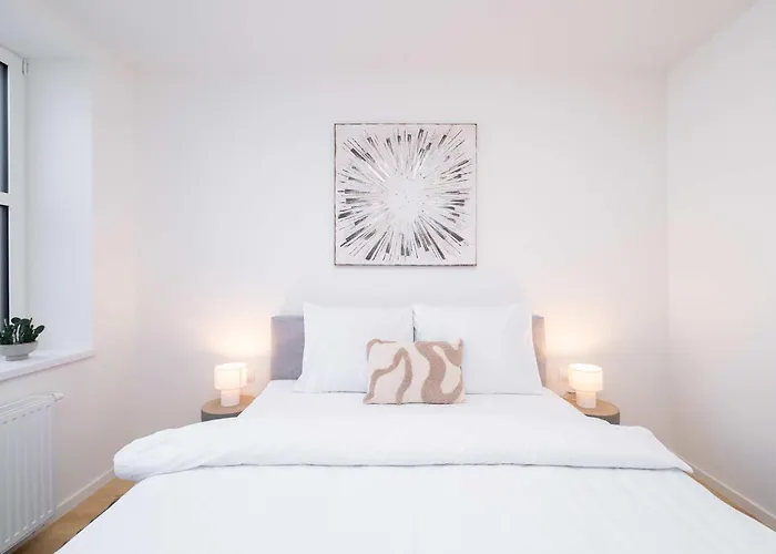 Uno - Nordic Chic & Views Daire Bratislava