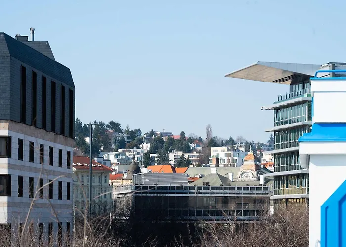 Uno - Nordic Chic & Views Bratislava