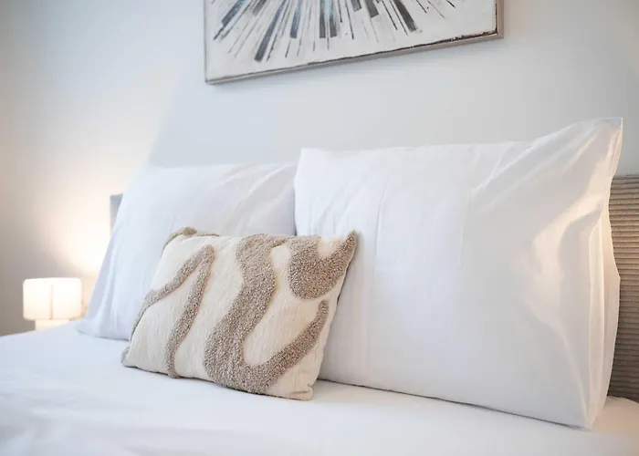 Appartement Uno - Nordic Chic & Views Bratislava